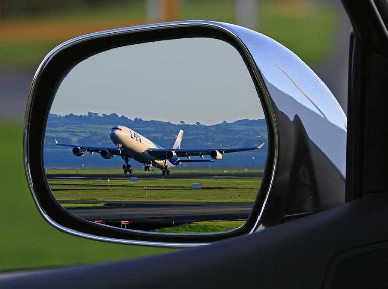 Flughafen - Parkplatz|||pixabay